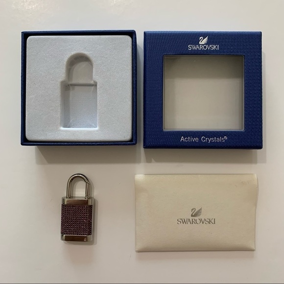 Swarovski Active Crystals USB Lock Amethyst 8 GB - Picture 11 of 15